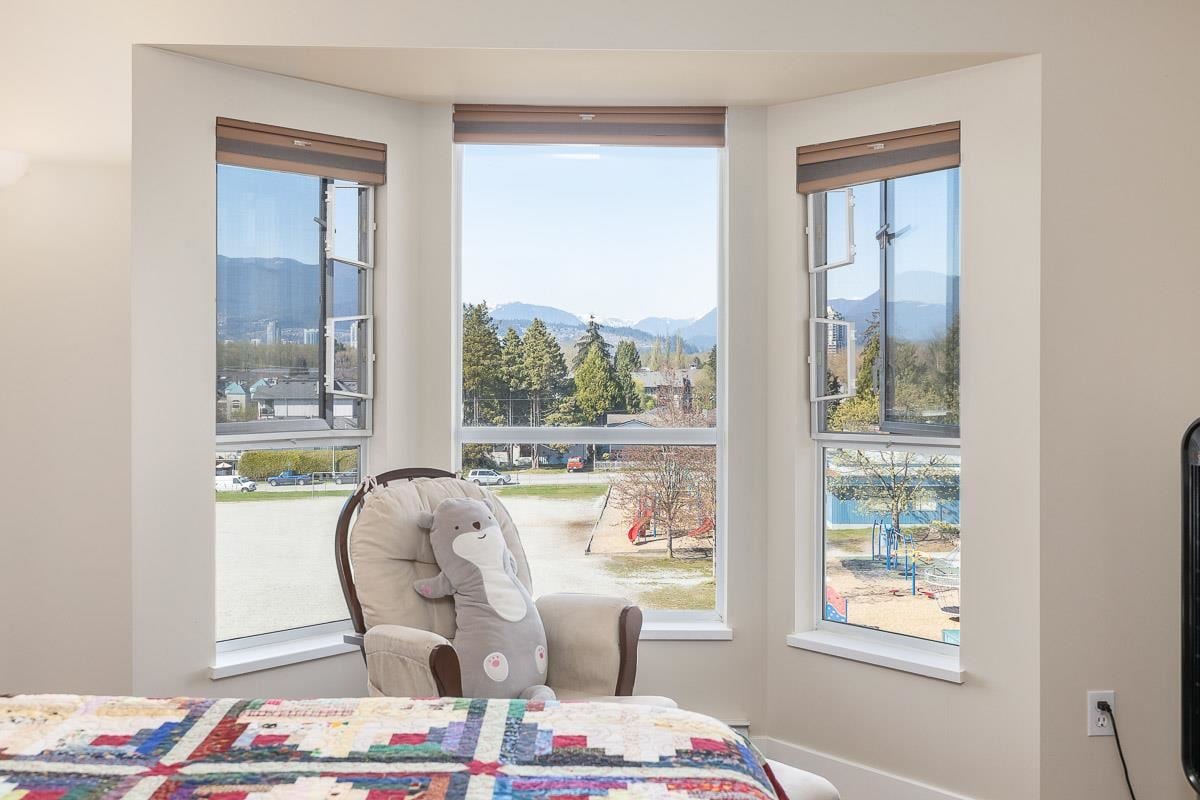 406-2285 Pitt River Rd