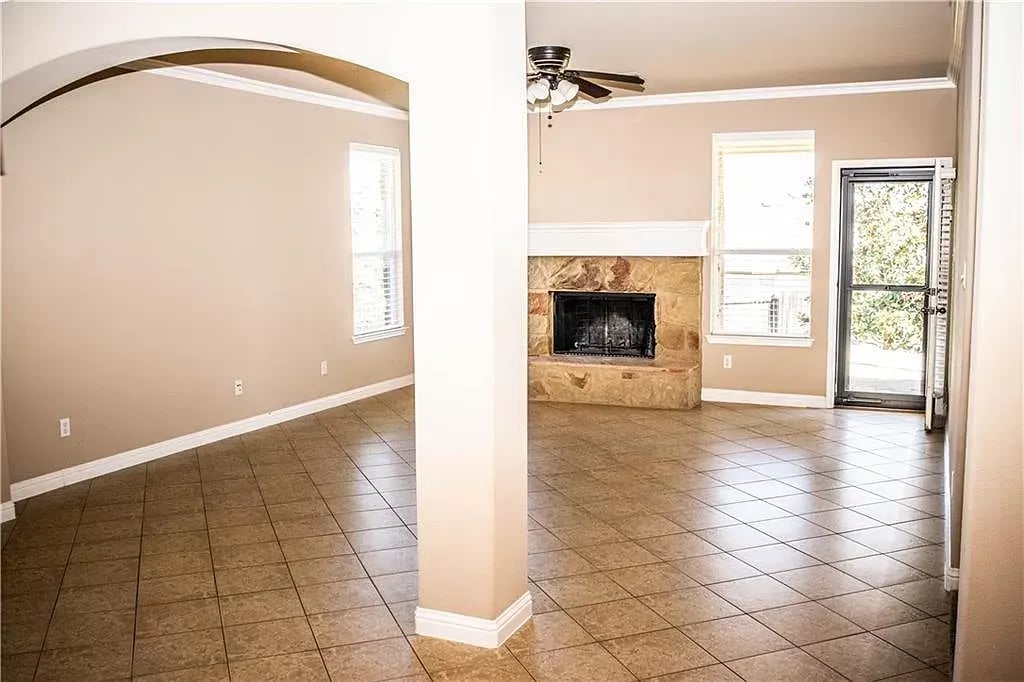 1620 Hidden Springs Path