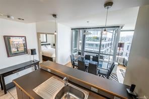 907-732 Cormorant St