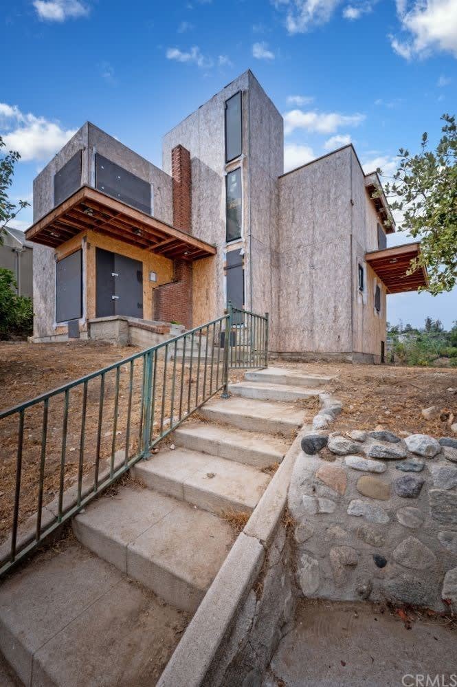2629 Corralitas Dr