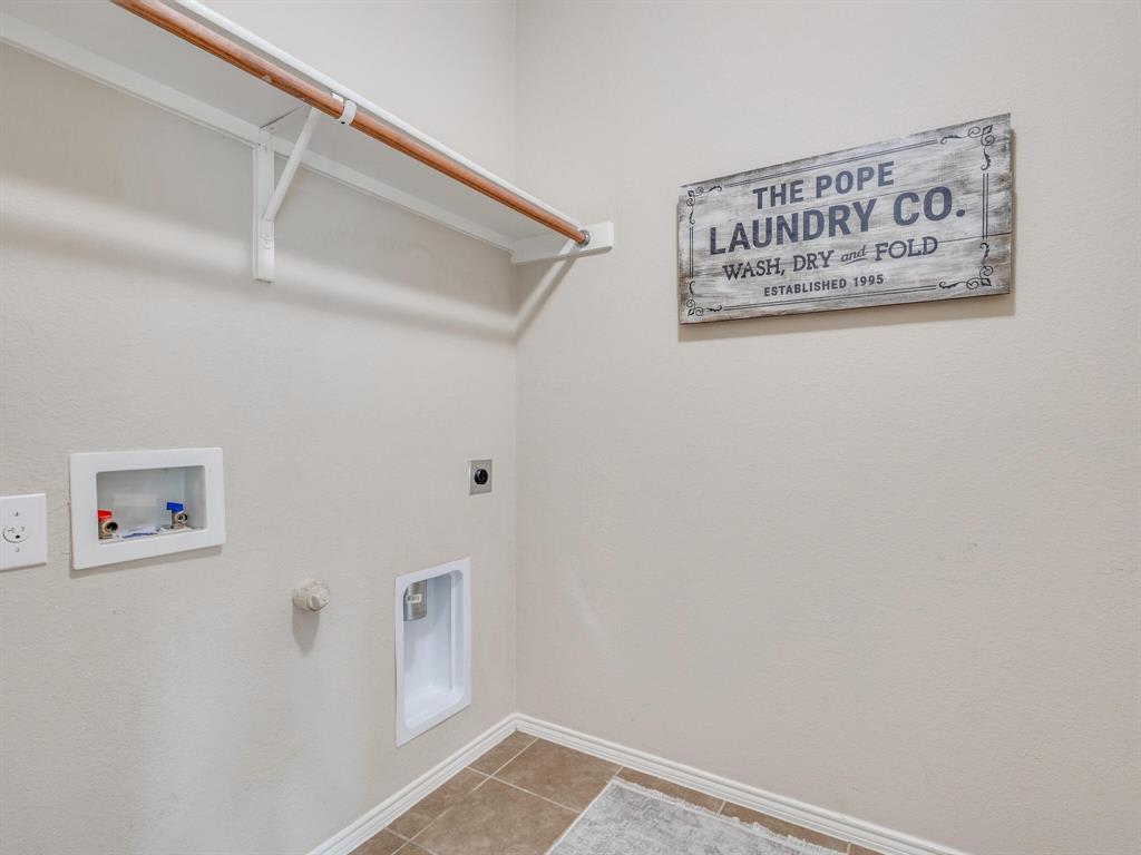 2509 Whispering Pines Drive