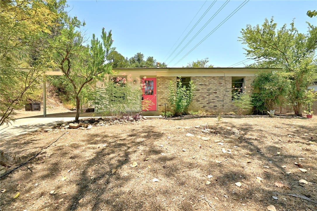 5000 Mendoza Dr