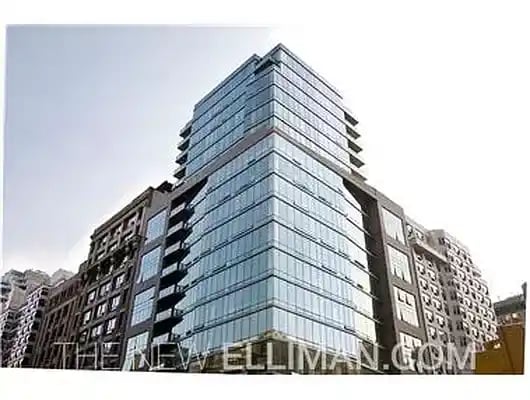 300 East 23rd Street Unit: 12A