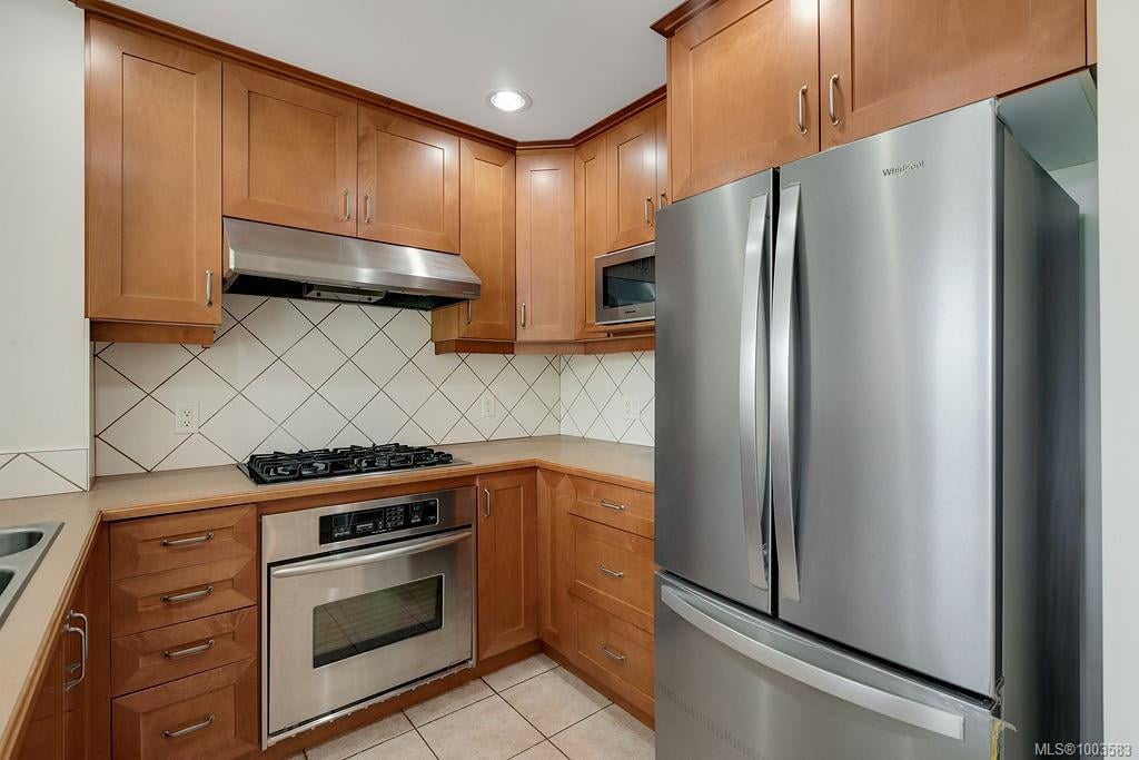 330-21 Dallas Rd