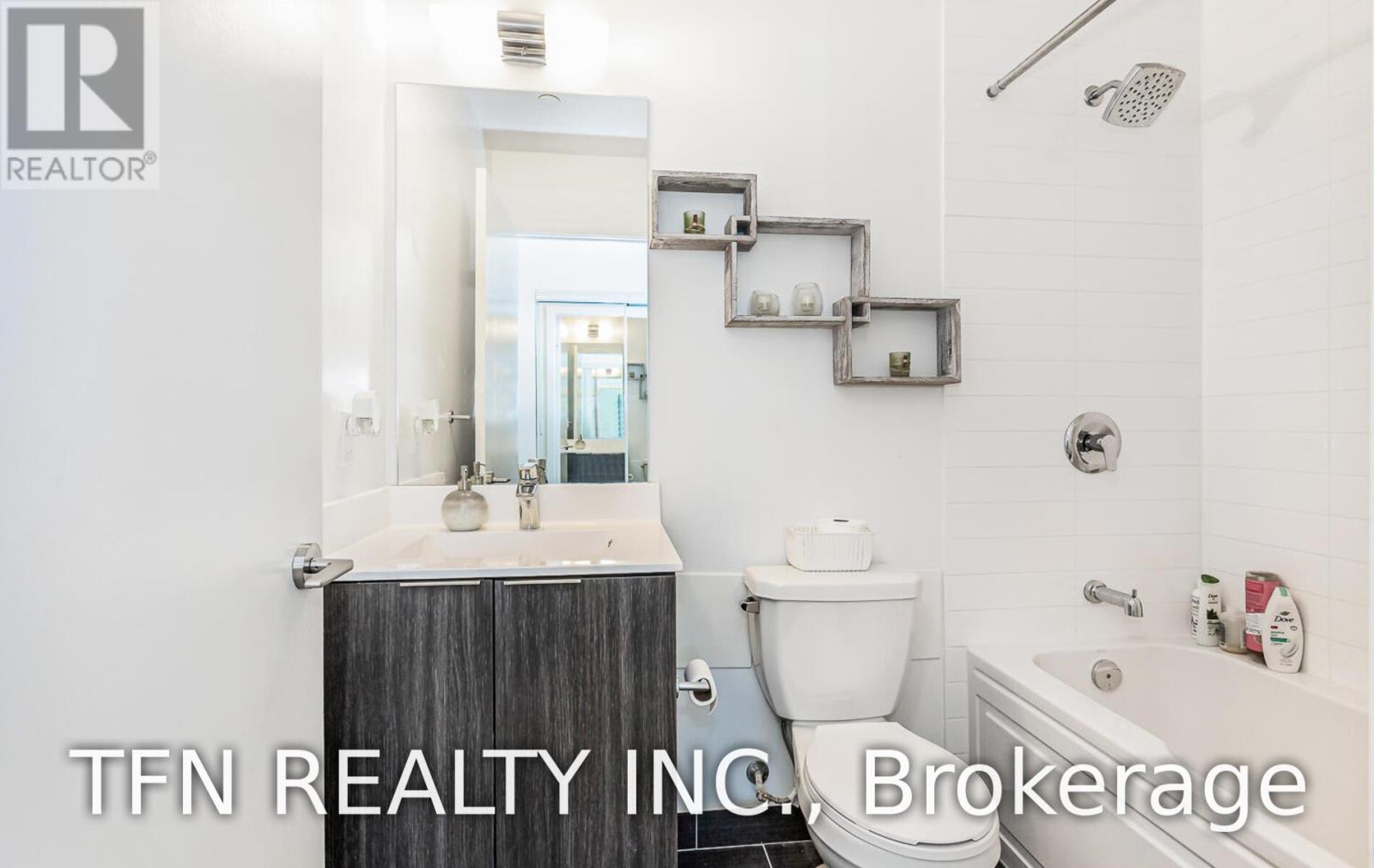 20 Shore Breeze Drive, 211 