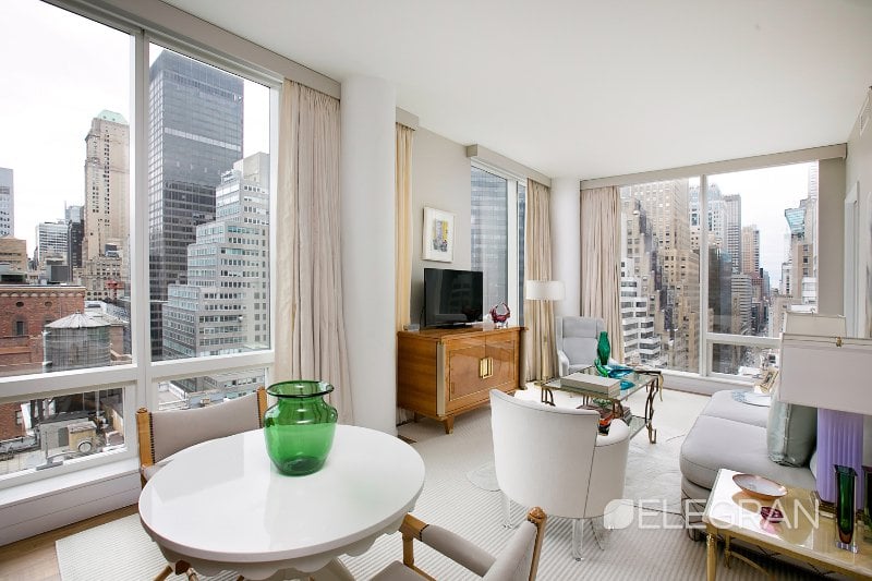 325 LEXINGTON AVE