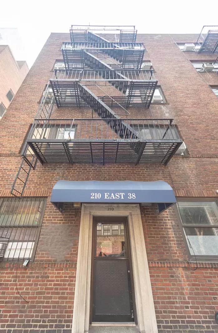 210 East 38th Street, Apt 5-D