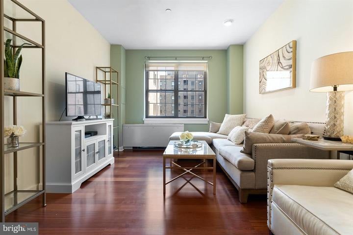 219-29 S 18th St Unit: 1620