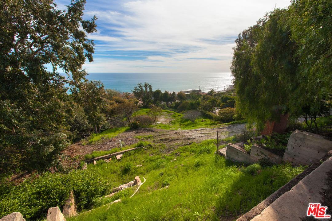 21612 Rambla Vista