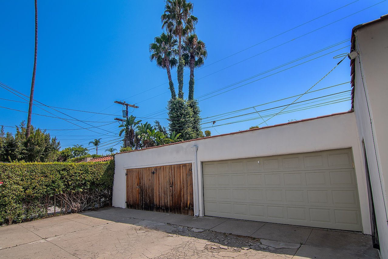 124 S Mansfield Ave