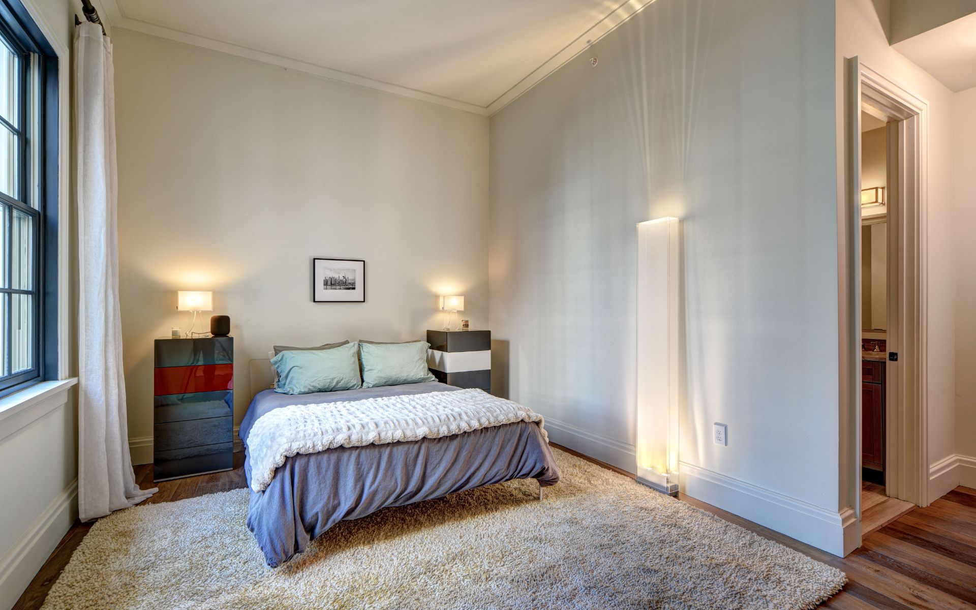 Watchcase Spacious Luxury Bungalow