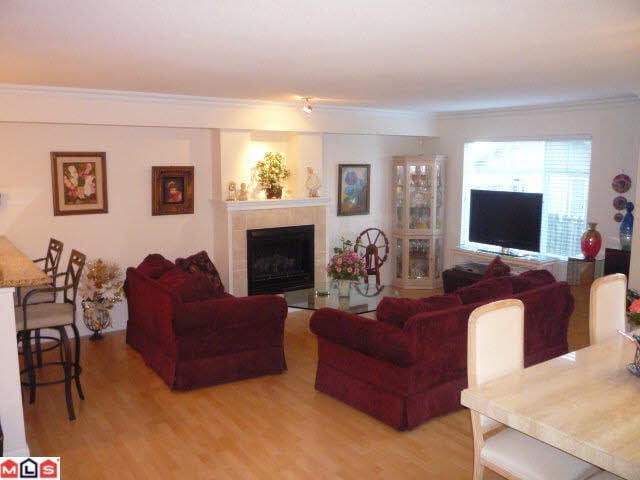 86-12040 68th Ave
