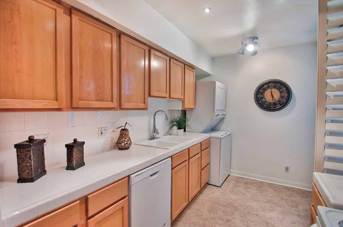 4915 Tyrone 221 Sherman Oaks, CA