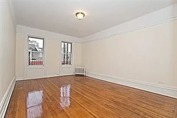 565 West 169th Street Unit: 2D