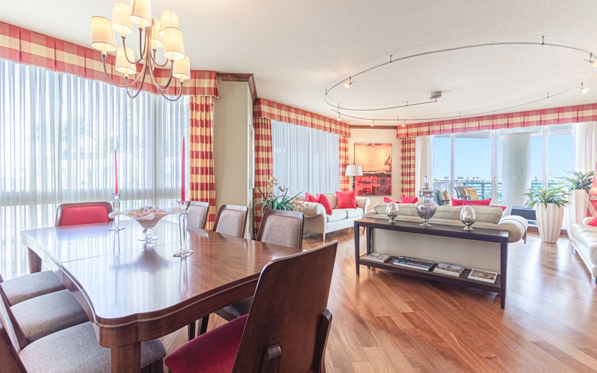 411 N New River Dr Unit: 701