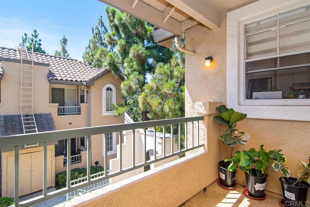 Condo Mira Mesa