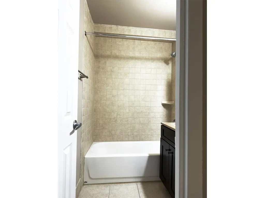 310 Greenwich St, 33L