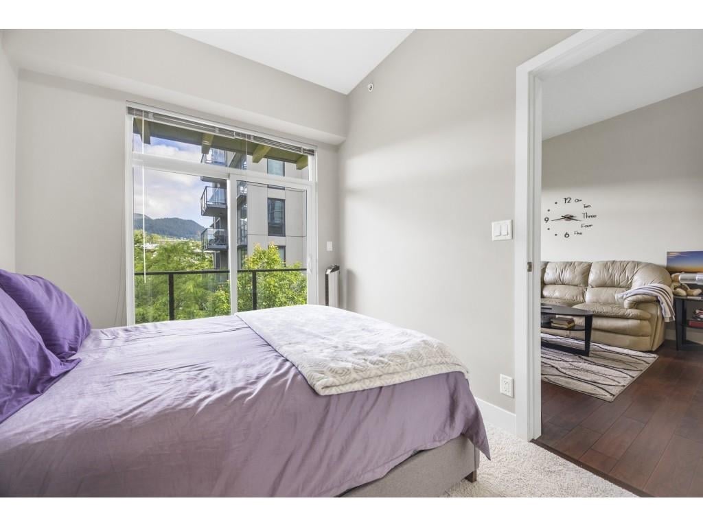 401-2957 Glen Dr