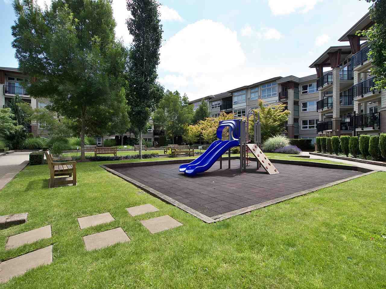 108-6800 Eckersley Rd