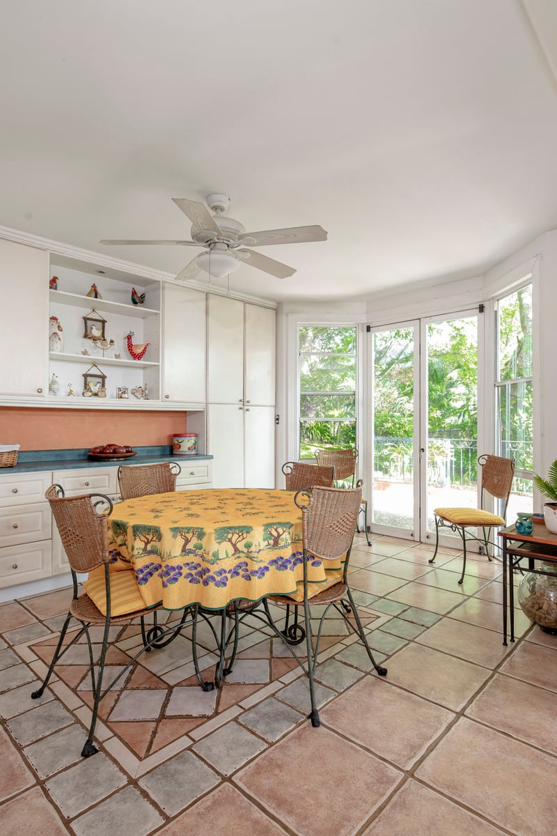 Artistic Mountain View Home, Santa Ana, San Jose