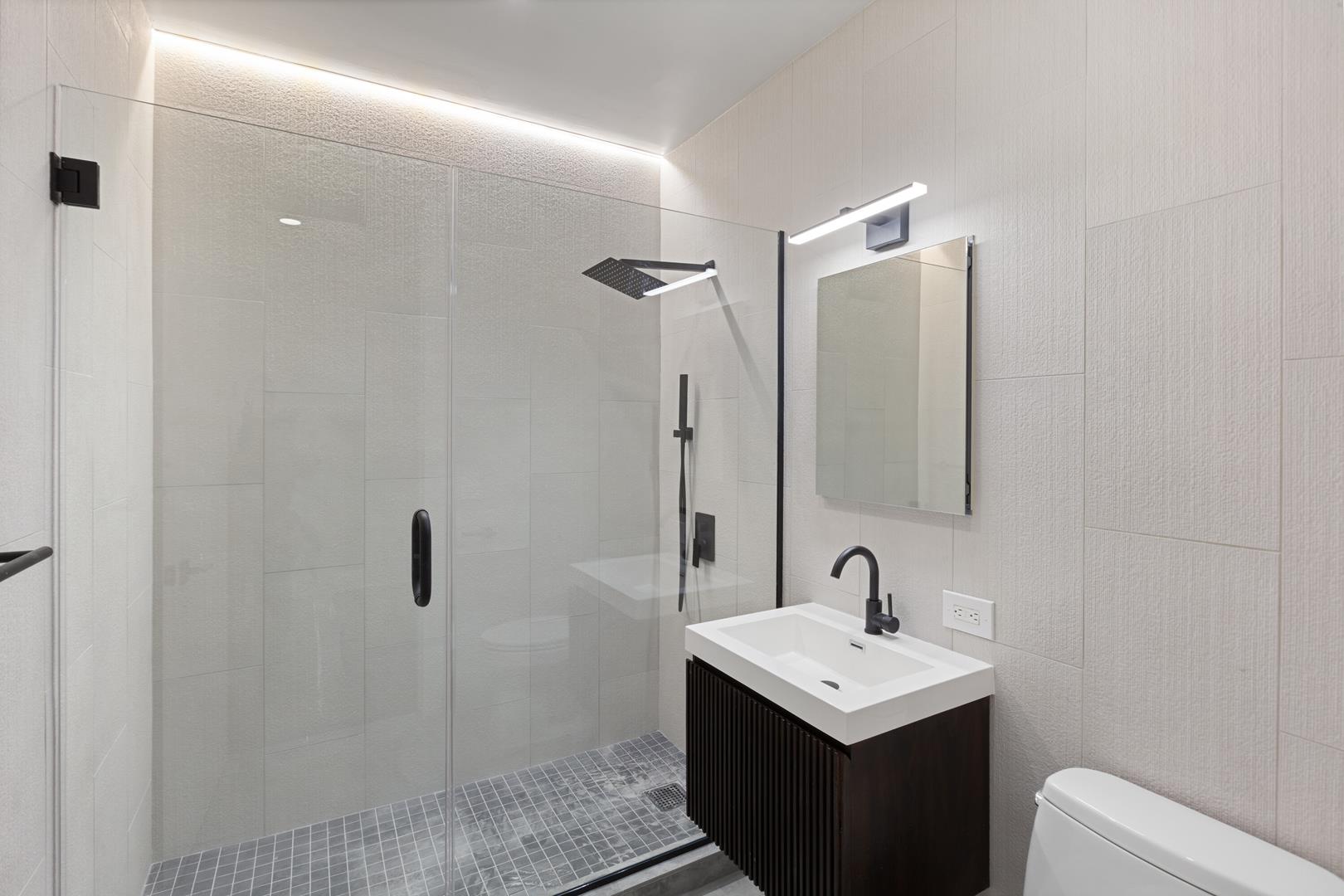 15-17 South William Street, Apt 2-B