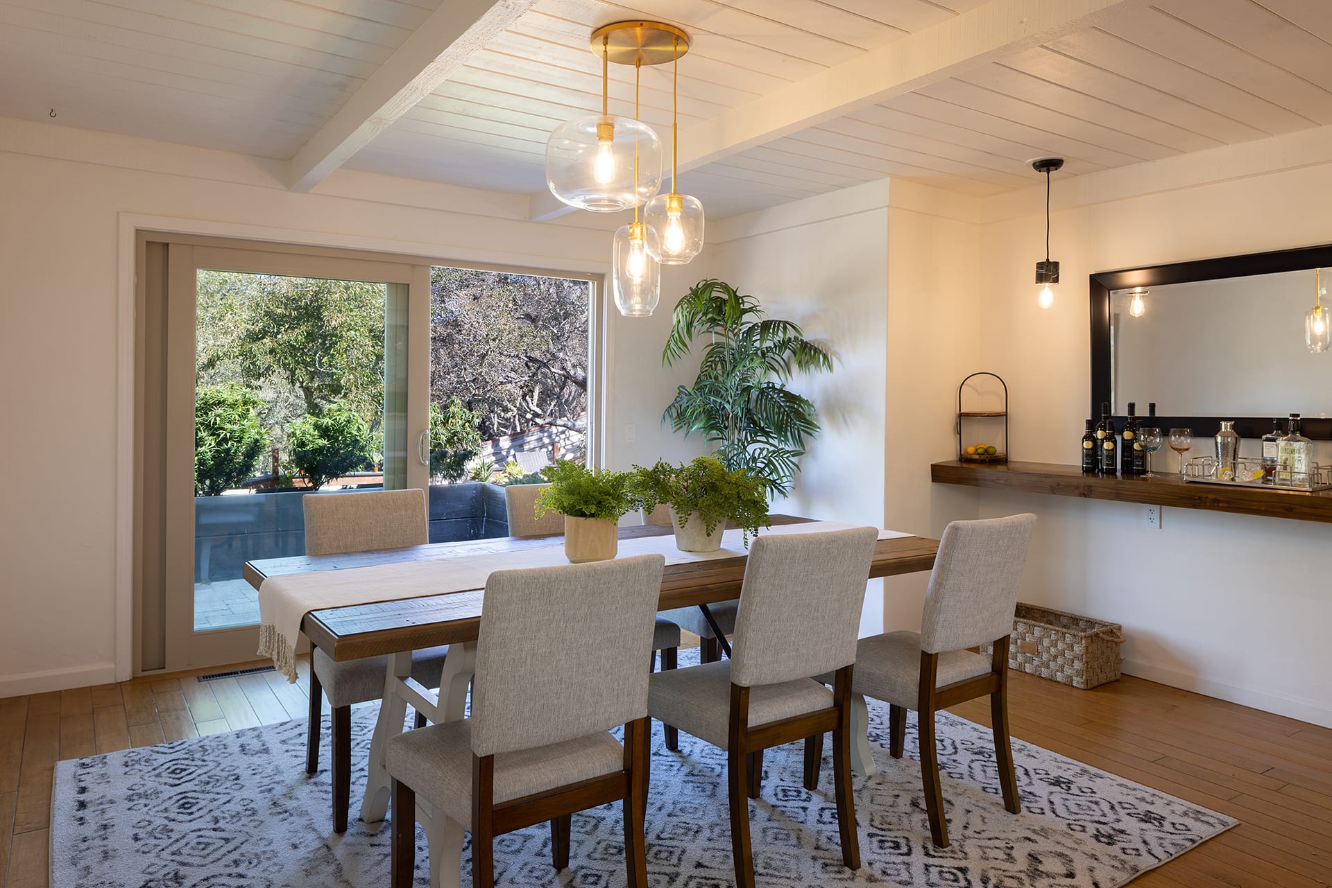 Sunny Outdoor Living - 23 Seca Place