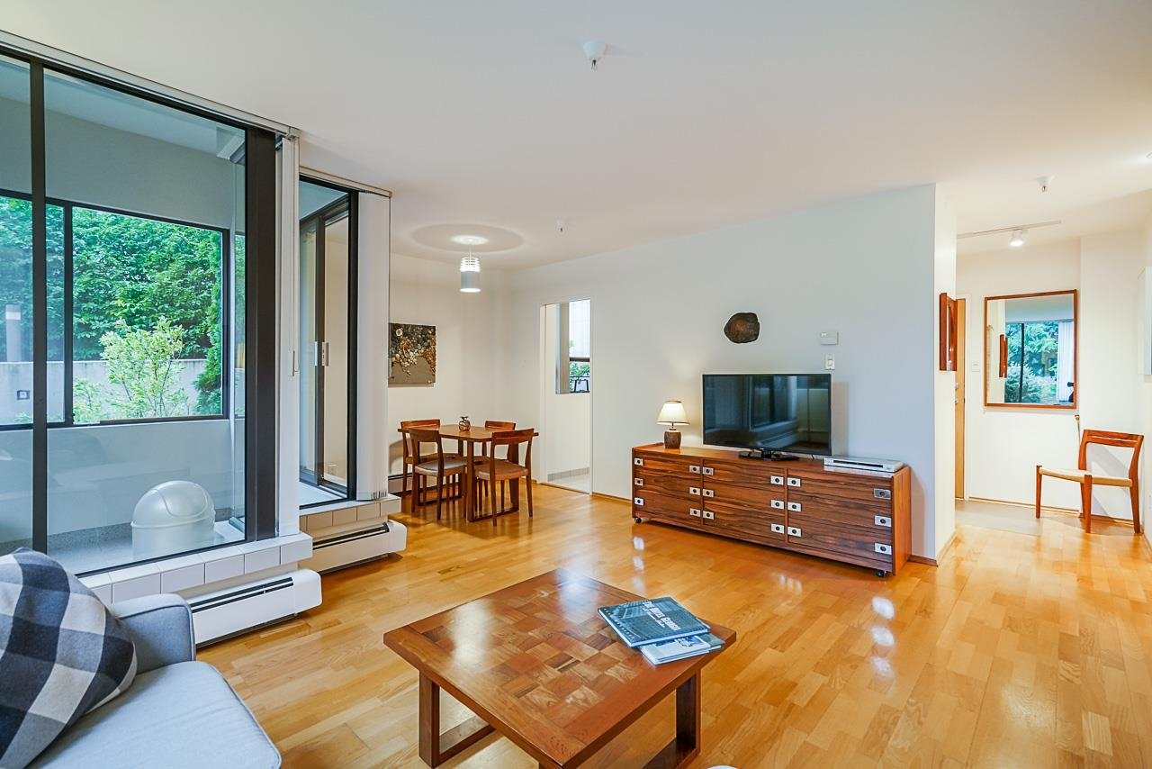 101-1737 Duchess Avenue, West Vancouver