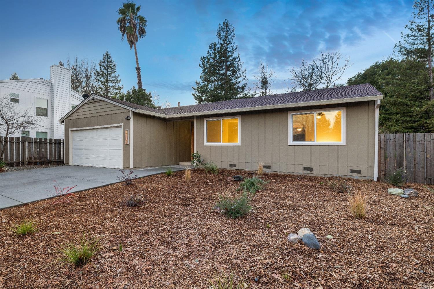 1114 Sonoma Glen Cir