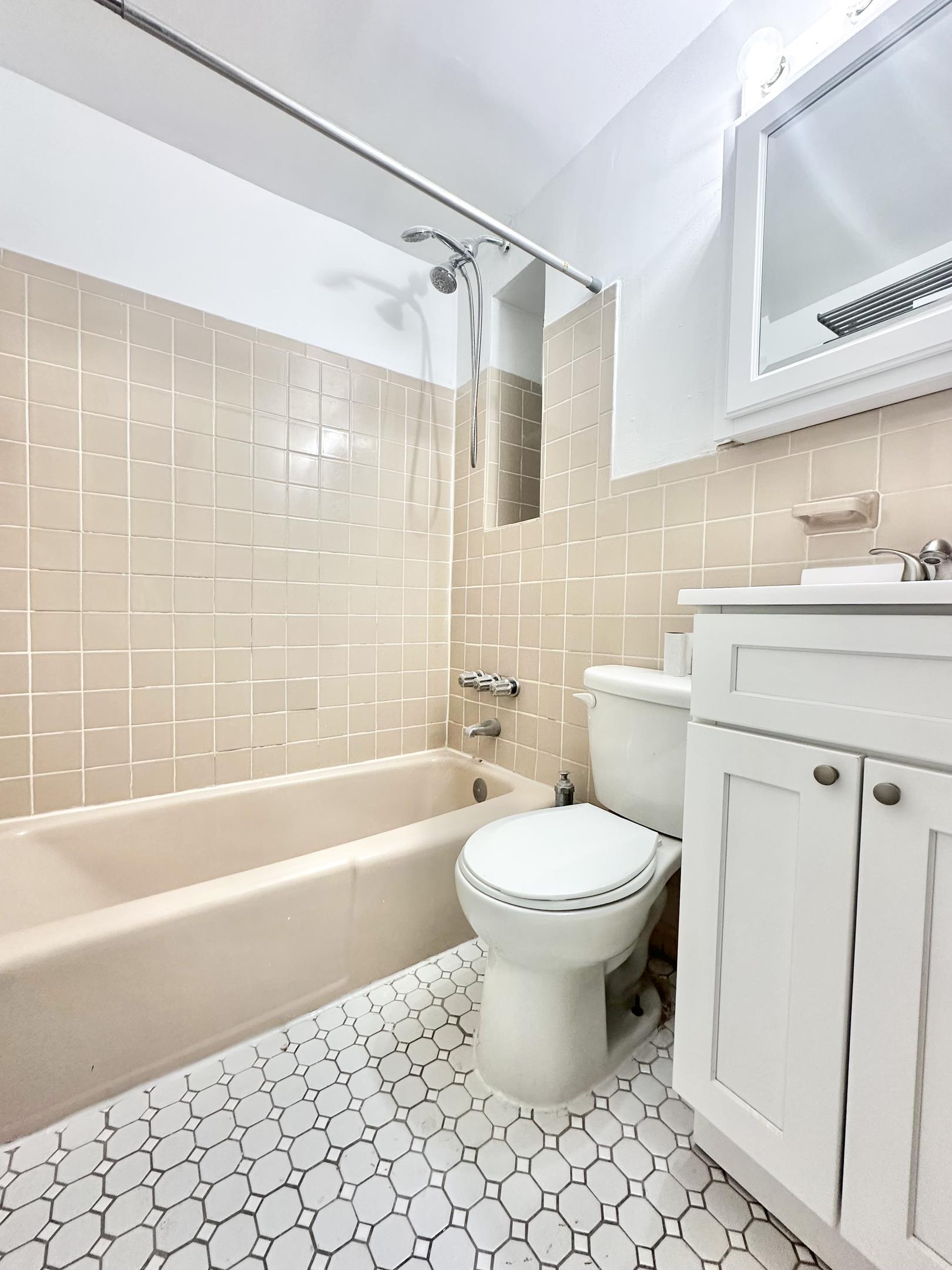 306 East 93rd Street, Apt 3-C