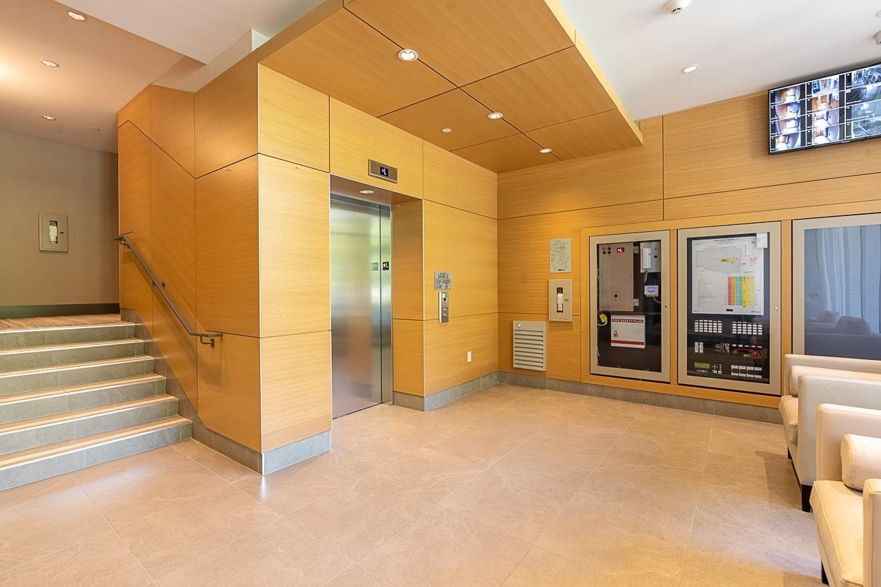 606-788 Arthur Erickson Pl