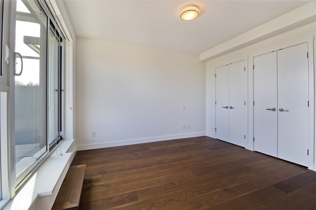 706-1571 W 57th Ave