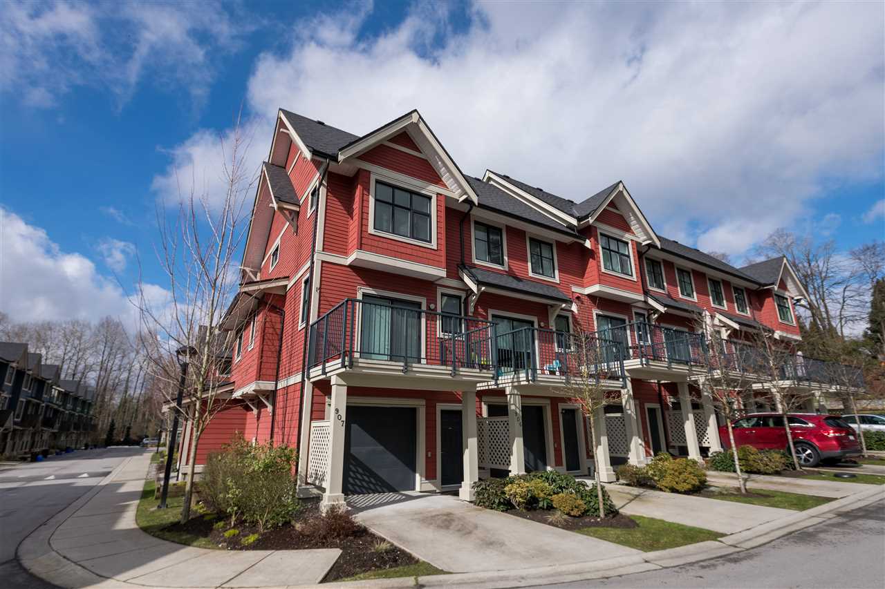 906-8485 New Haven Close