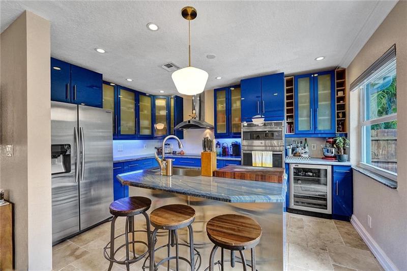 1454 SW 16th Ter