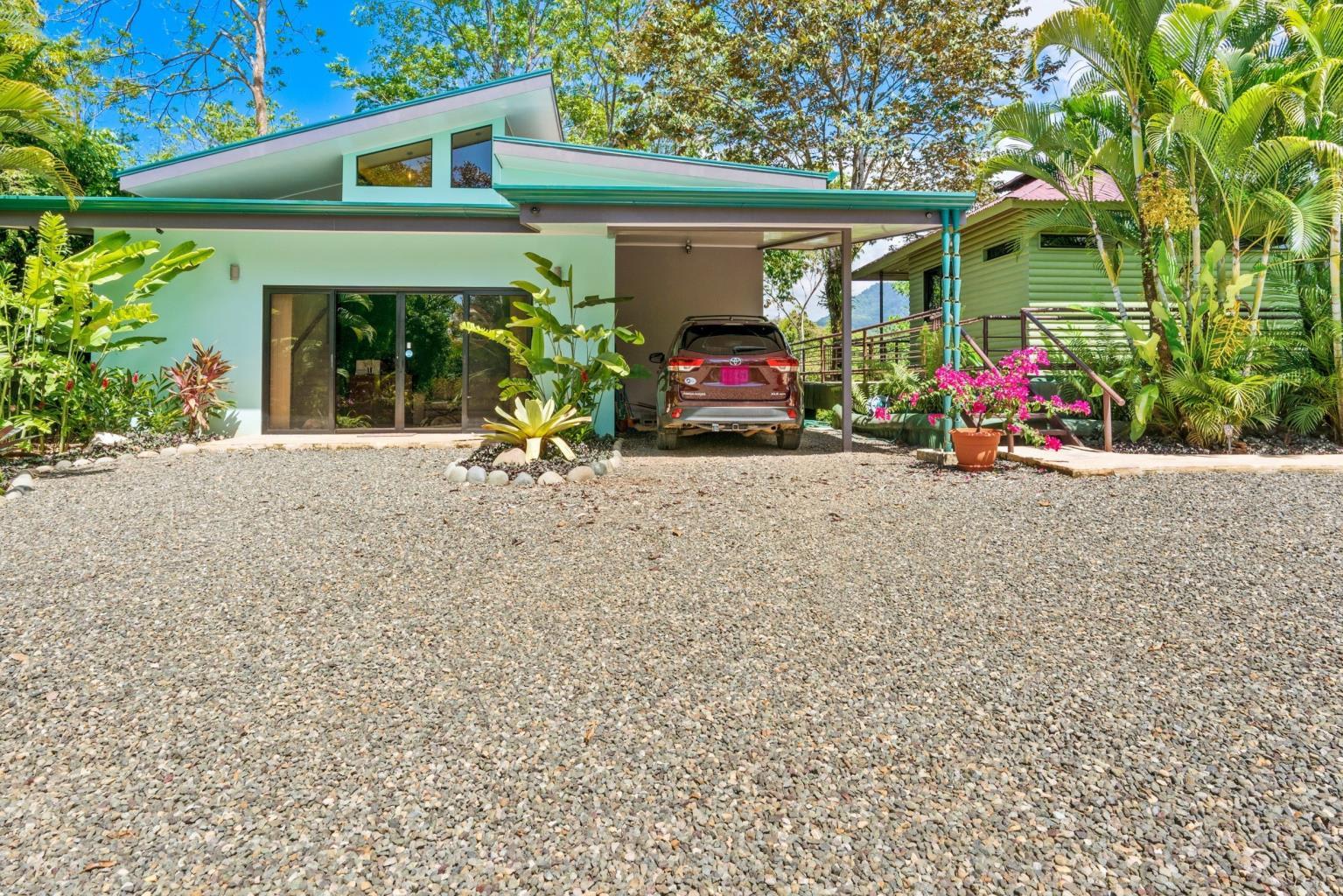 6 Beautiful Tree House Villas and Owners Home on Calle Toucan