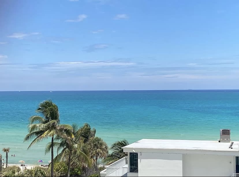5401 Collins Ave #411 Miami Beach, Ocean View with Balcony