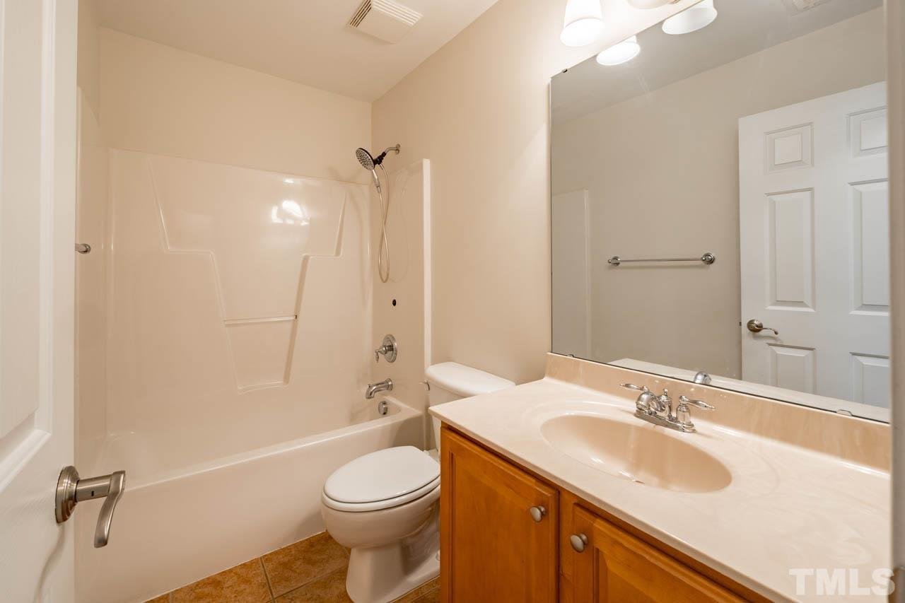 2206 Golden Plover Dr