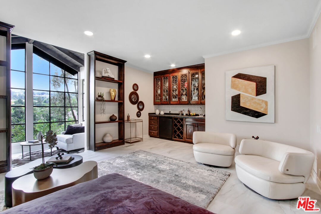 Summit Opulent