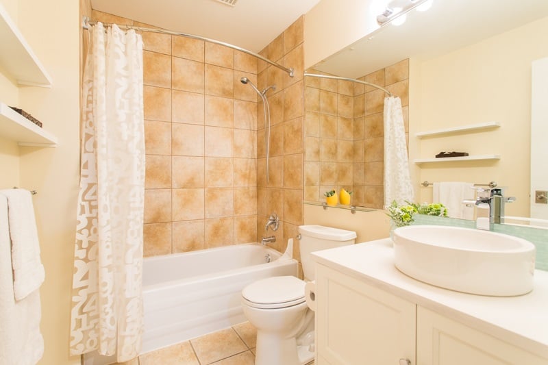 27B Glenmore Dr