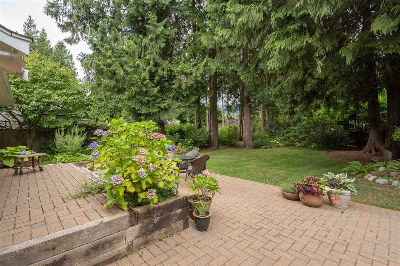 4116 Grace Cres