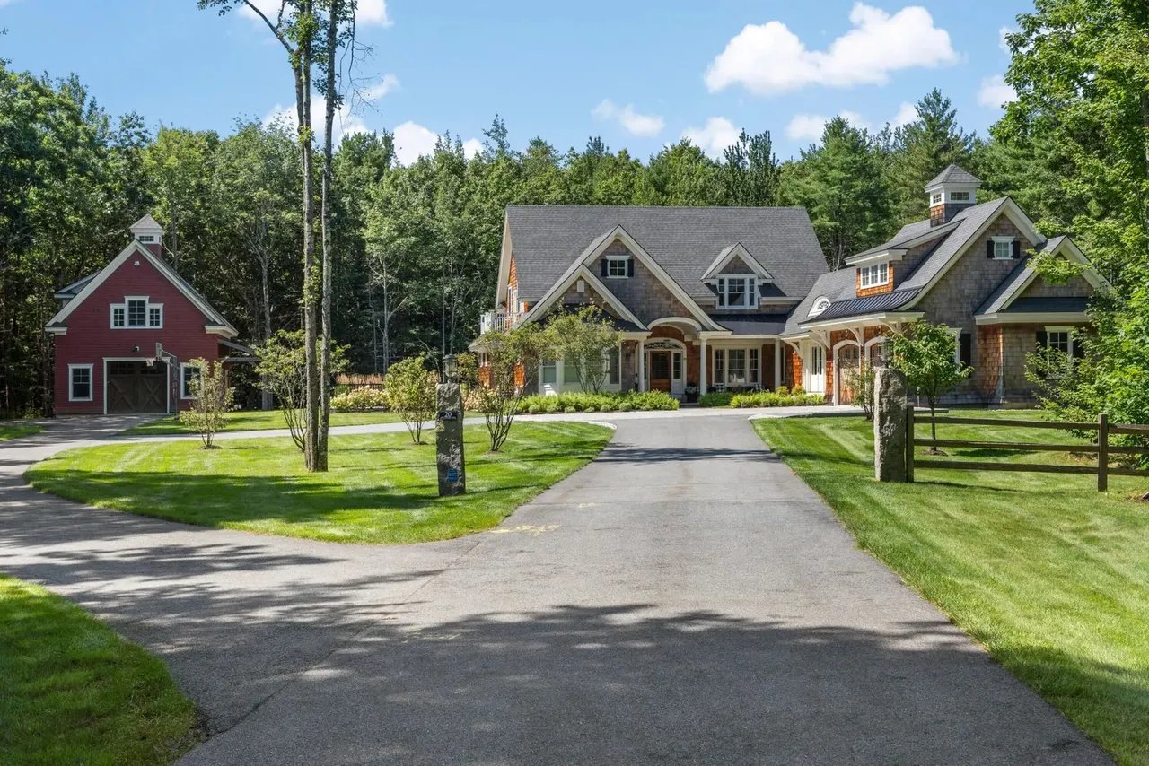 New Listing! 20 Driftwood Lane, Falmouth, ME 04105 – $3,495,000