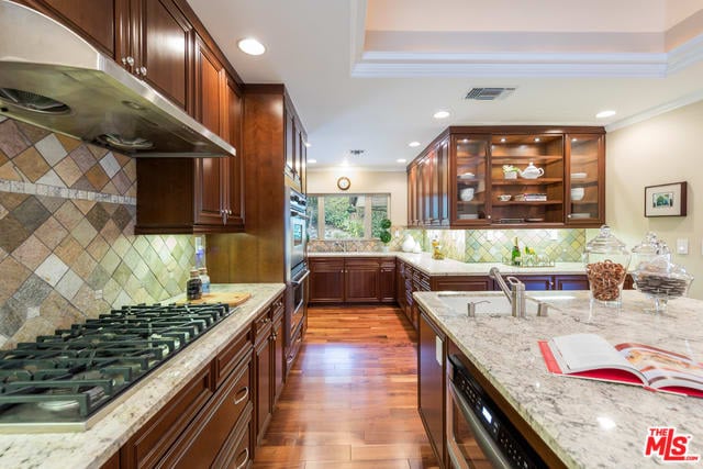 Sophisticated Mid-century Home