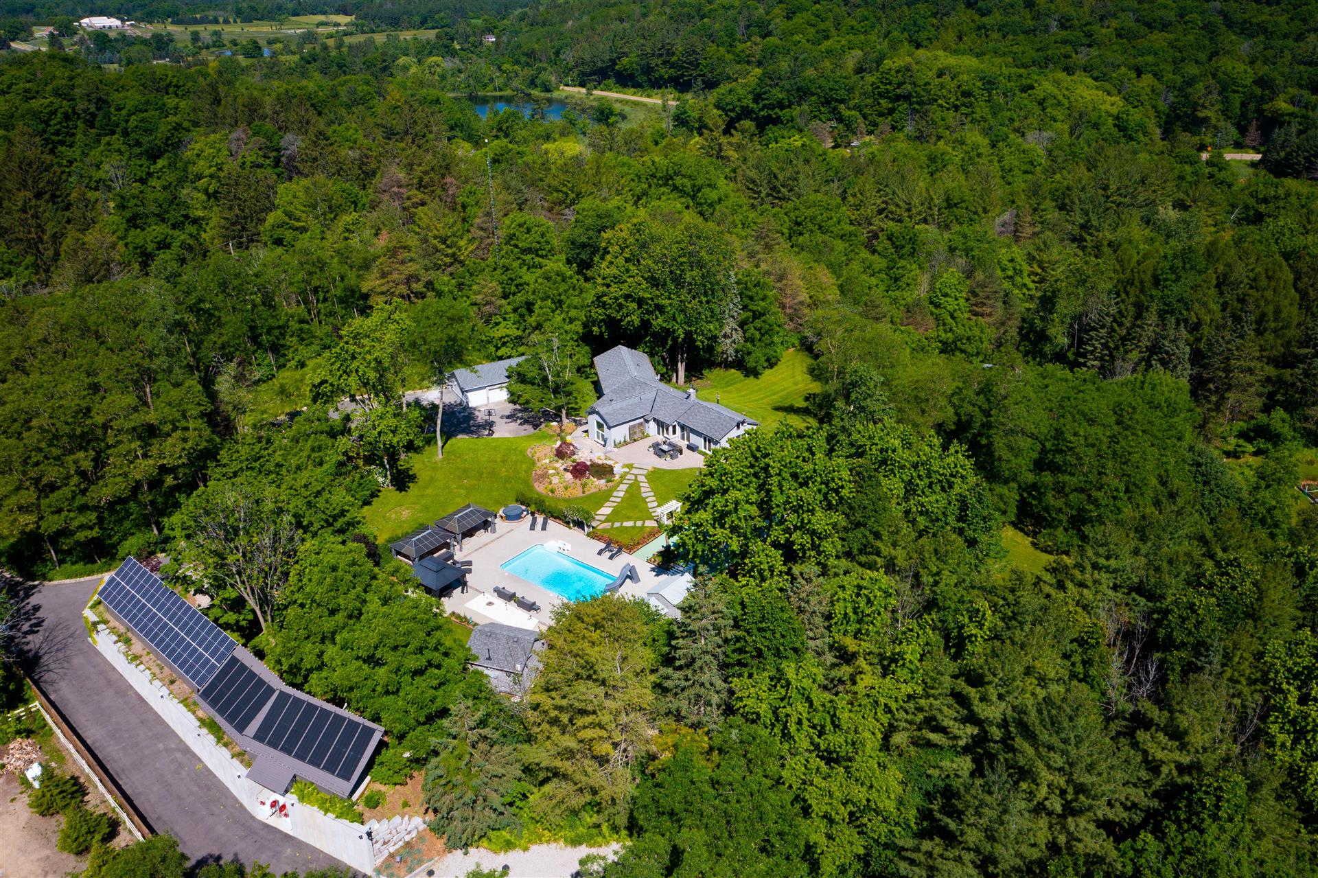 14445 7th Concession Rd