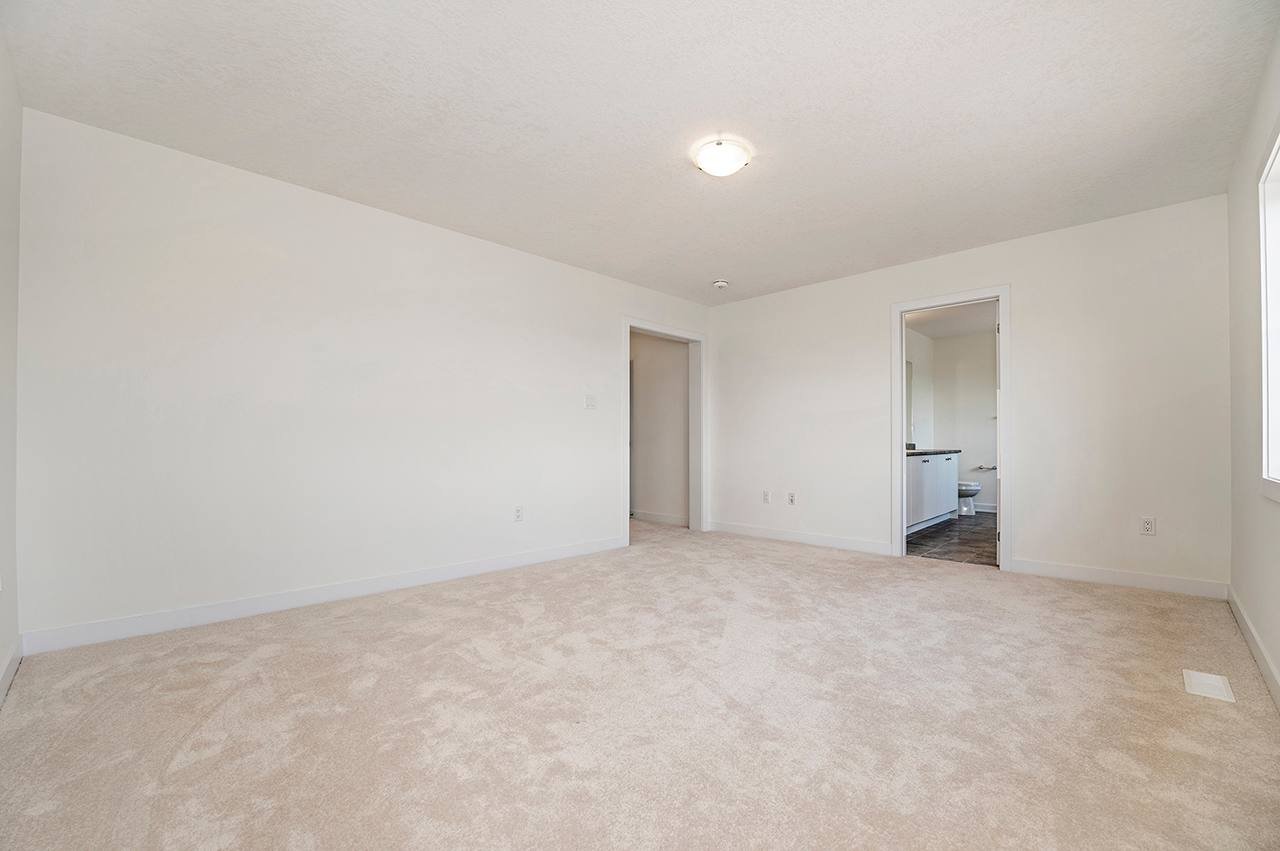 194 Aviron Cres