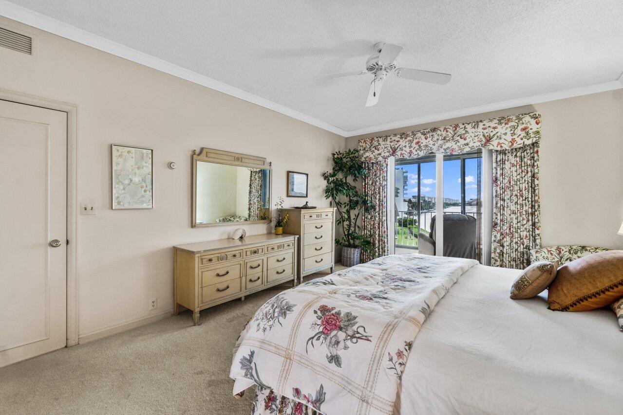 2150 S Ocean Blvd #1F