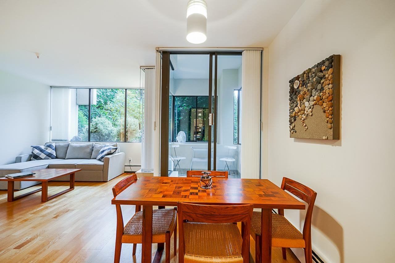 101-1737 Duchess Avenue, West Vancouver