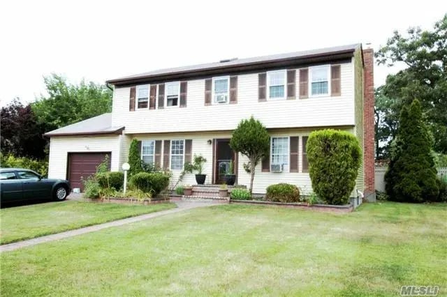 11 Nagle St