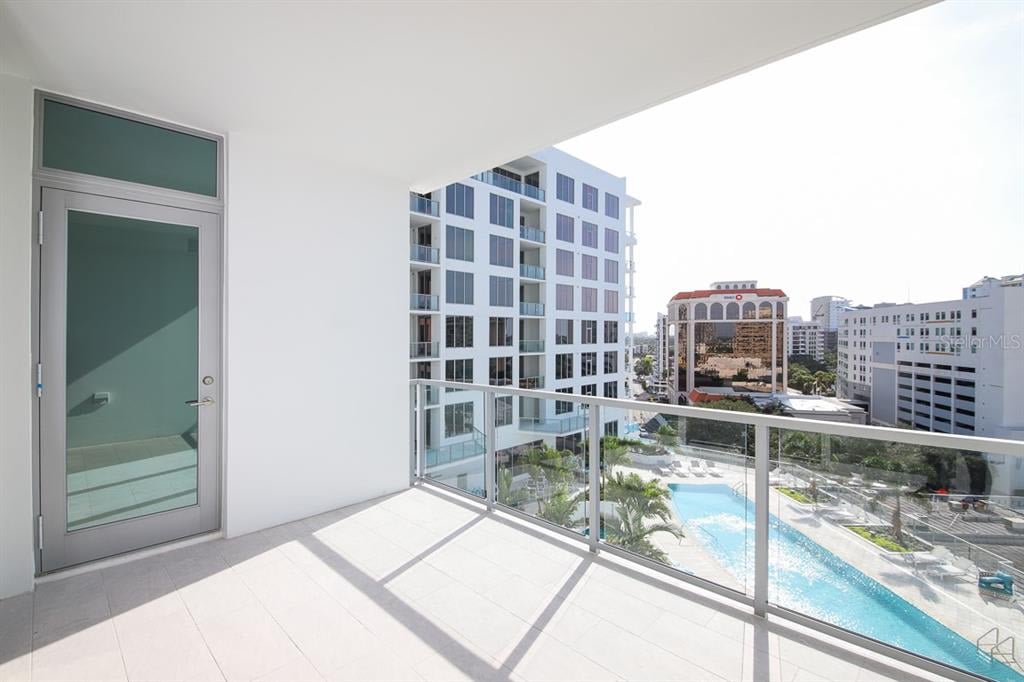 111 S Pineapple Ave Unit 812