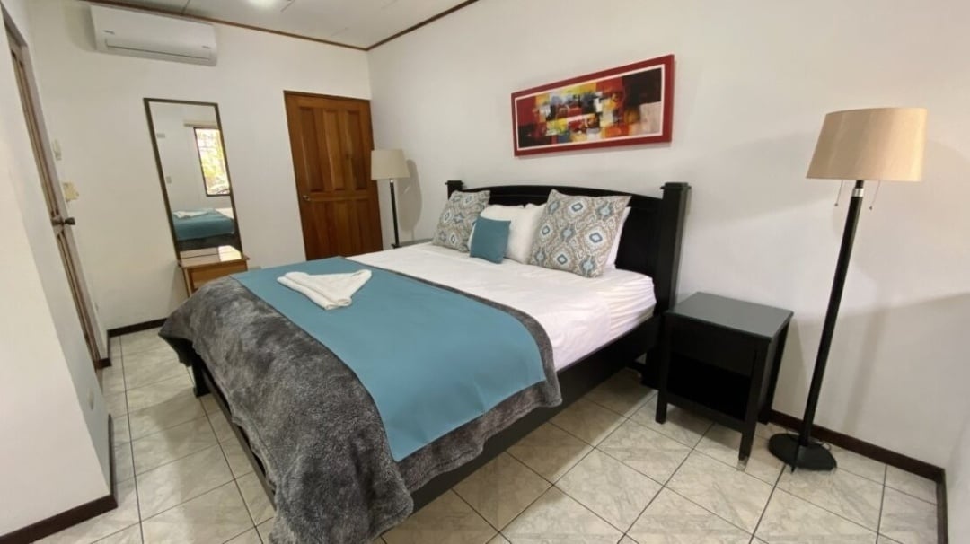 Large Multi Family Home, Jaco, Puntarenas