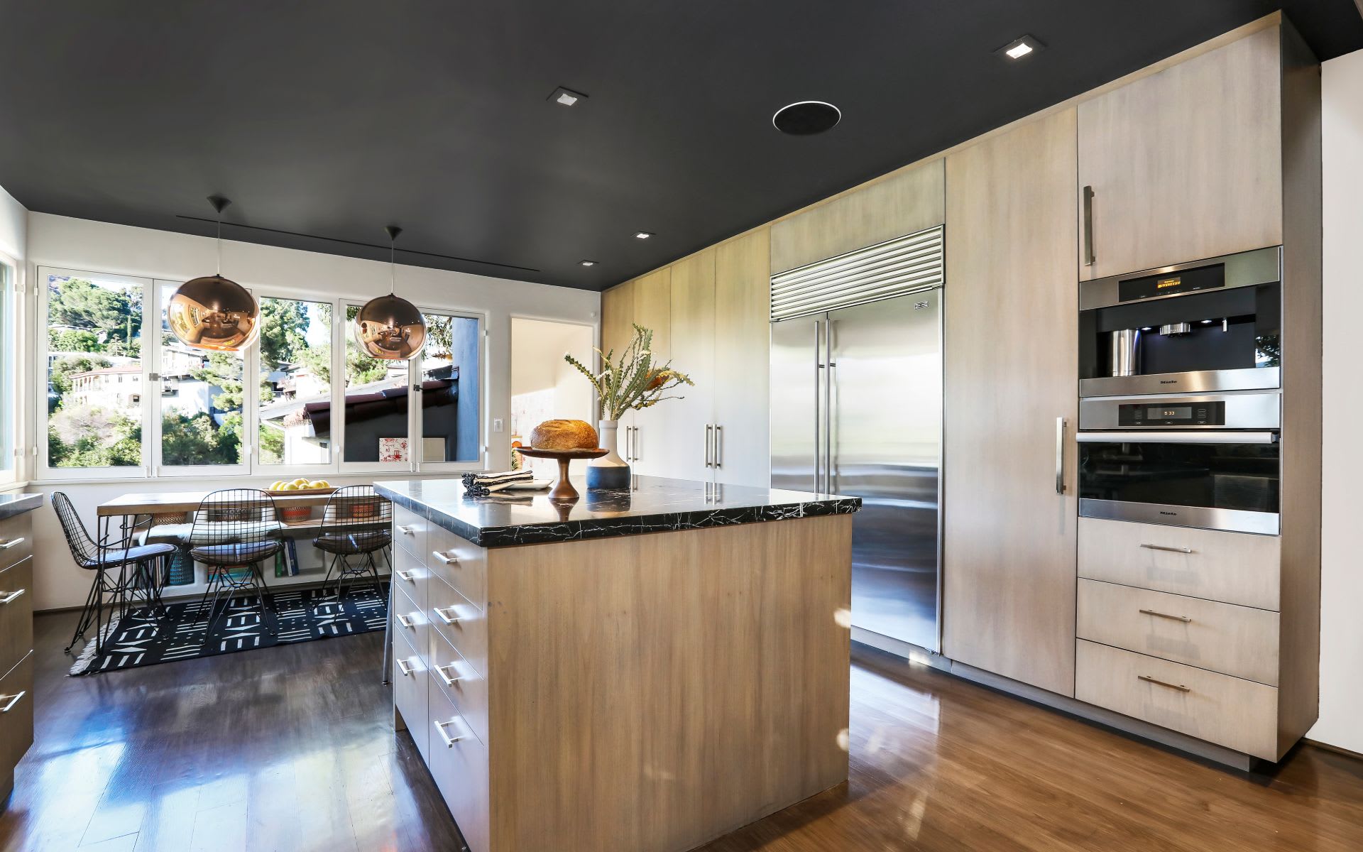  3259 Deronda Dr