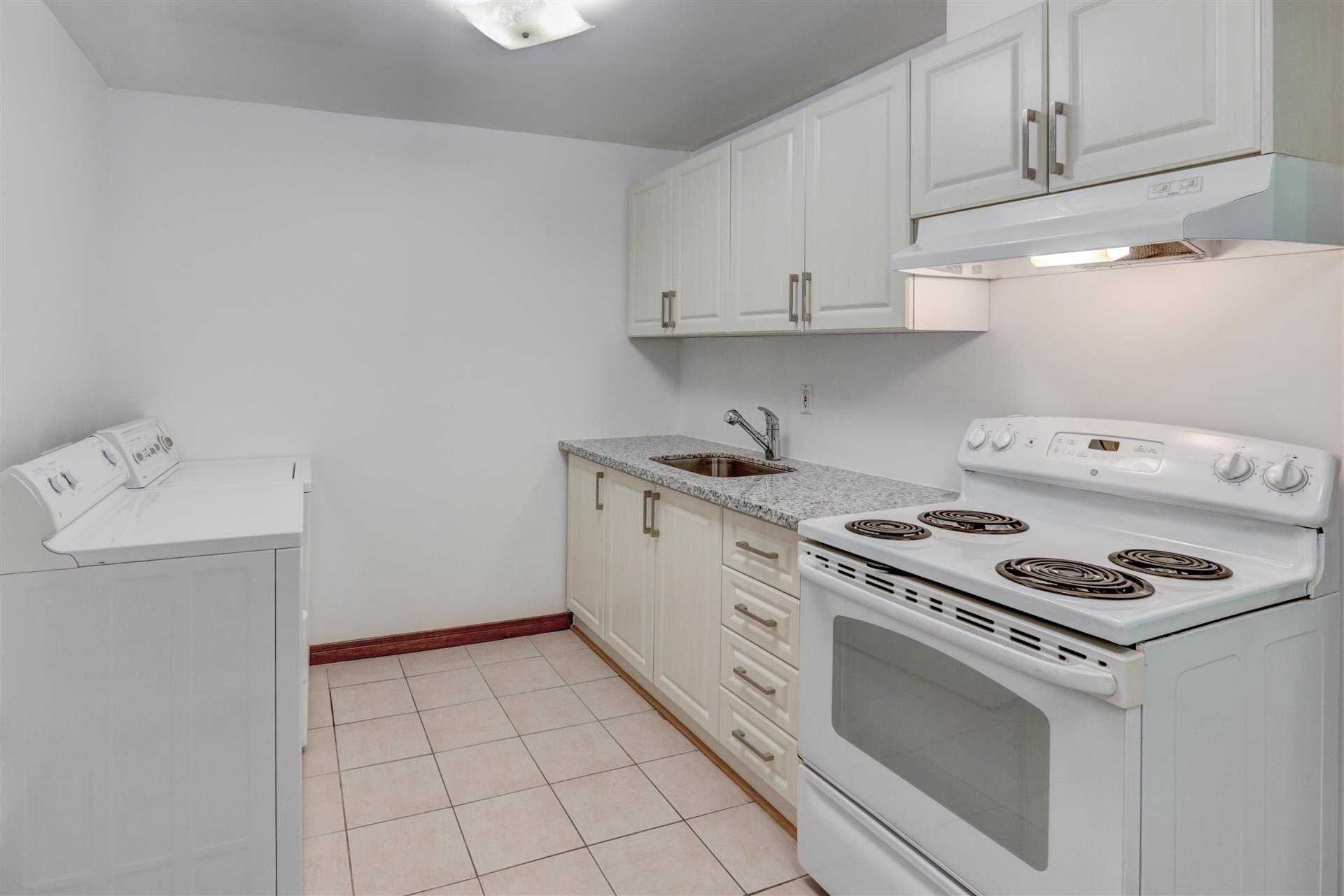 373 Morningside Ave